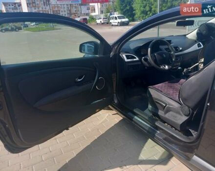 Черный Рено Меган, объемом двигателя 1.46 л и пробегом 230 тыс. км за 5100 $, фото 2 на Automoto.ua