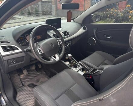 Черный Рено Меган, объемом двигателя 1.5 л и пробегом 308 тыс. км за 6300 $, фото 5 на Automoto.ua