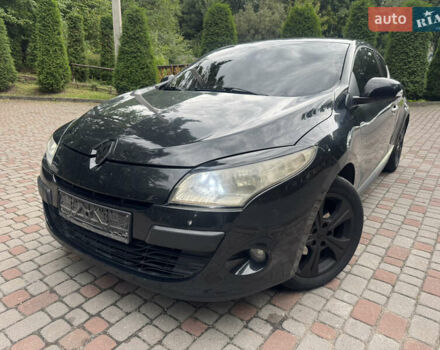 Черный Рено Меган, объемом двигателя 1.5 л и пробегом 288 тыс. км за 6950 $, фото 2 на Automoto.ua