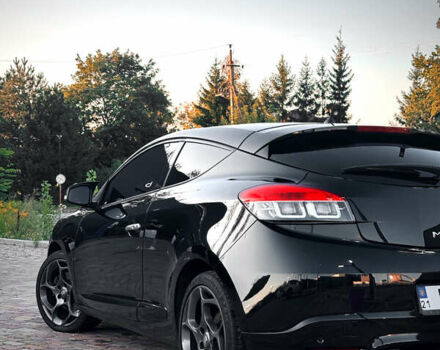 Чорний Рено Меган, об'ємом двигуна 2 л та пробігом 263 тис. км за 8500 $, фото 3 на Automoto.ua