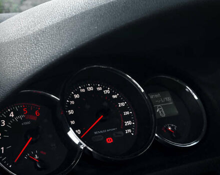 Чорний Рено Меган, об'ємом двигуна 2 л та пробігом 263 тис. км за 8500 $, фото 11 на Automoto.ua