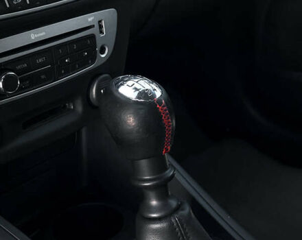 Чорний Рено Меган, об'ємом двигуна 2 л та пробігом 263 тис. км за 8500 $, фото 10 на Automoto.ua