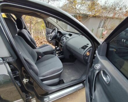 Черный Рено Меган, объемом двигателя 1.6 л и пробегом 200 тыс. км за 3500 $, фото 5 на Automoto.ua