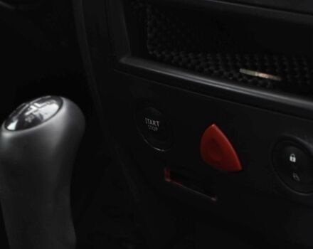 Черный Рено Меган, объемом двигателя 1.4 л и пробегом 281 тыс. км за 3650 $, фото 12 на Automoto.ua