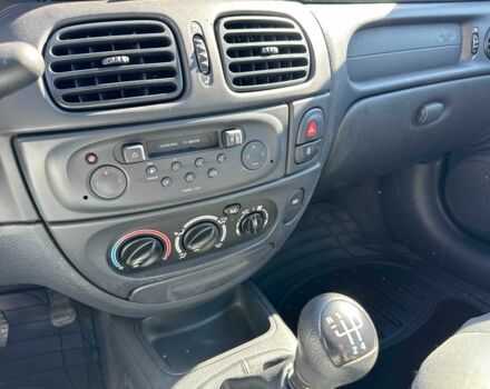 Черный Рено Меган, объемом двигателя 1.4 л и пробегом 71 тыс. км за 4500 $, фото 10 на Automoto.ua