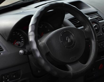 Черный Рено Меган, объемом двигателя 1.4 л и пробегом 281 тыс. км за 3650 $, фото 9 на Automoto.ua