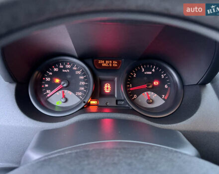 Чорний Рено Меган, об'ємом двигуна 1.39 л та пробігом 233 тис. км за 2999 $, фото 20 на Automoto.ua