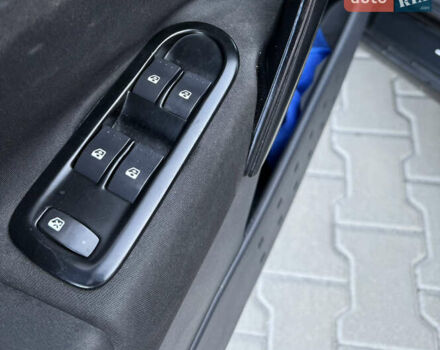 Черный Рено Меган, объемом двигателя 1.6 л и пробегом 297 тыс. км за 4699 $, фото 13 на Automoto.ua