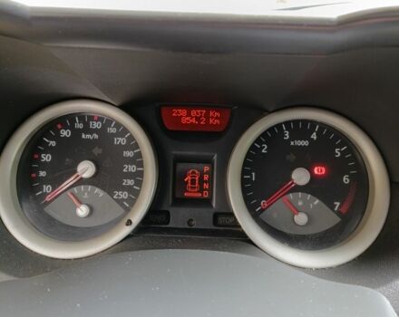 Черный Рено Меган, объемом двигателя 1.6 л и пробегом 238 тыс. км за 4800 $, фото 4 на Automoto.ua