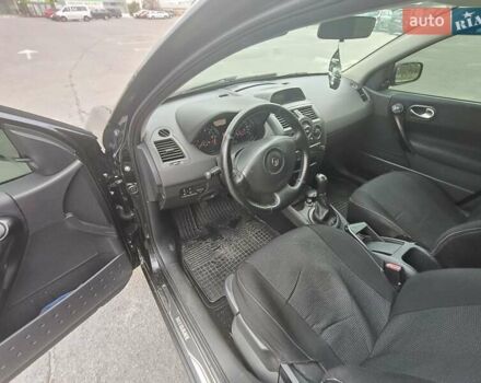 Черный Рено Меган, объемом двигателя 1.39 л и пробегом 298 тыс. км за 3900 $, фото 7 на Automoto.ua