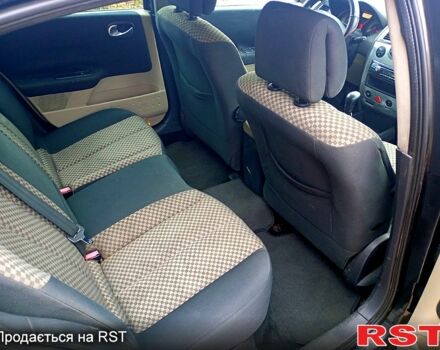 Черный Рено Меган, объемом двигателя 1.6 л и пробегом 285 тыс. км за 3999 $, фото 5 на Automoto.ua