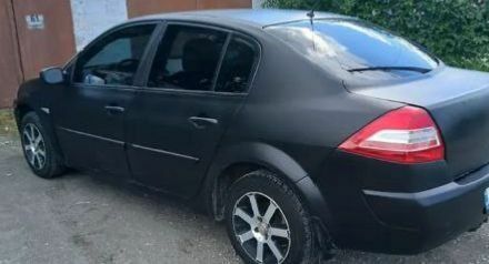 Черный Рено Меган, объемом двигателя 1.4 л и пробегом 184 тыс. км за 3100 $, фото 1 на Automoto.ua