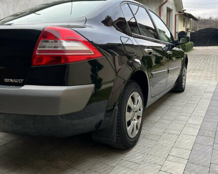 Черный Рено Меган, объемом двигателя 1.6 л и пробегом 158 тыс. км за 4250 $, фото 3 на Automoto.ua