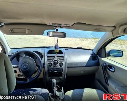 Черный Рено Меган, объемом двигателя 1.6 л и пробегом 210 тыс. км за 4800 $, фото 6 на Automoto.ua