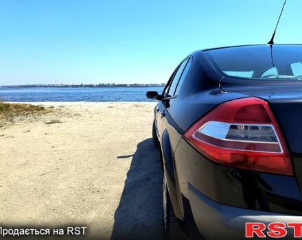 Черный Рено Меган, объемом двигателя 1.6 л и пробегом 210 тыс. км за 4800 $, фото 5 на Automoto.ua