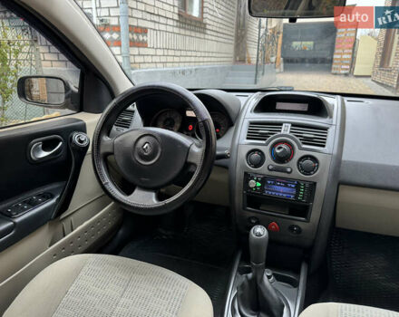 Черный Рено Меган, объемом двигателя 1.6 л и пробегом 151 тыс. км за 4700 $, фото 9 на Automoto.ua