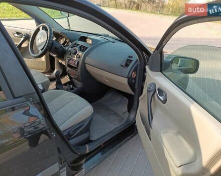 Черный Рено Меган, объемом двигателя 1.6 л и пробегом 210 тыс. км за 4300 $, фото 1 на Automoto.ua