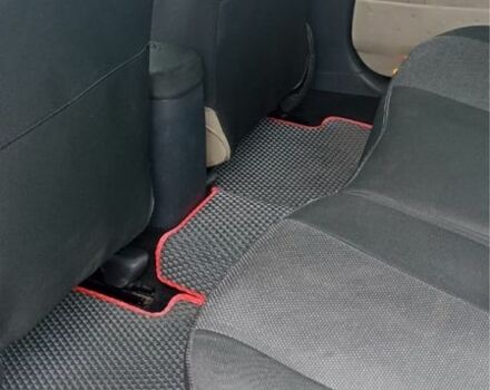 Черный Рено Меган, объемом двигателя 1.6 л и пробегом 315 тыс. км за 5000 $, фото 17 на Automoto.ua