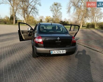 Черный Рено Меган, объемом двигателя 1.6 л и пробегом 210 тыс. км за 4300 $, фото 4 на Automoto.ua