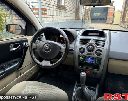 Черный Рено Меган, объемом двигателя 1.6 л и пробегом 151 тыс. км за 4700 $, фото 9 на Automoto.ua