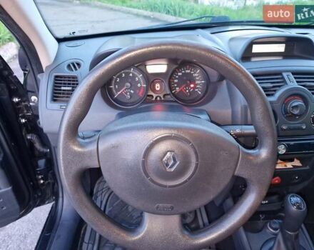 Черный Рено Меган, объемом двигателя 1.4 л и пробегом 156 тыс. км за 6650 $, фото 12 на Automoto.ua