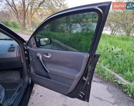 Черный Рено Меган, объемом двигателя 1.4 л и пробегом 156 тыс. км за 6650 $, фото 7 на Automoto.ua