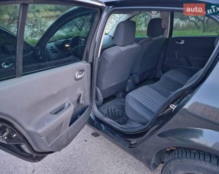 Черный Рено Меган, объемом двигателя 1.4 л и пробегом 156 тыс. км за 6650 $, фото 18 на Automoto.ua