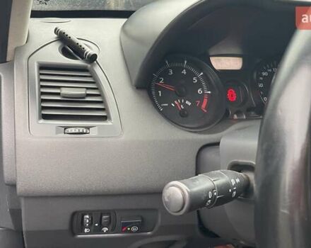 Черный Рено Меган, объемом двигателя 1.39 л и пробегом 281 тыс. км за 4200 $, фото 16 на Automoto.ua