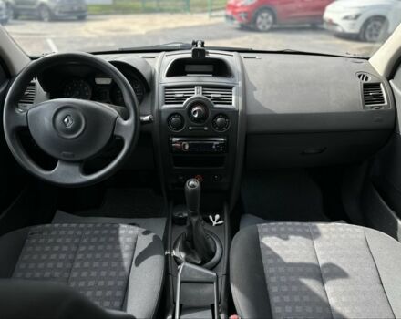 Рено Меган 2009 у Львові на Automoto.ua Чорний Рено Меган, об'ємом двигуна 1.4 л та пробігом 163 тис. км за 4999 $, фото 14 на Automoto.ua