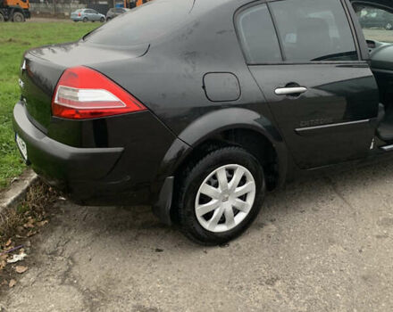 Черный Рено Меган, объемом двигателя 1.6 л и пробегом 170 тыс. км за 5200 $, фото 6 на Automoto.ua