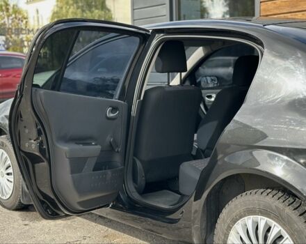 Рено Меган 2009 у Львові на Automoto.ua Чорний Рено Меган, об'ємом двигуна 1.4 л та пробігом 163 тис. км за 4999 $, фото 19 на Automoto.ua
