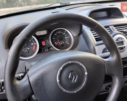 Черный Рено Меган, объемом двигателя 1.6 л и пробегом 290 тыс. км за 4599 $, фото 6 на Automoto.ua