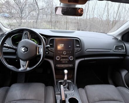 Чорний Рено Меган, об'ємом двигуна 1.6 л та пробігом 89 тис. км за 12999 $, фото 6 на Automoto.ua