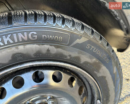 Черный Рено Меган, объемом двигателя 1.6 л и пробегом 293 тыс. км за 4199 $, фото 6 на Automoto.ua