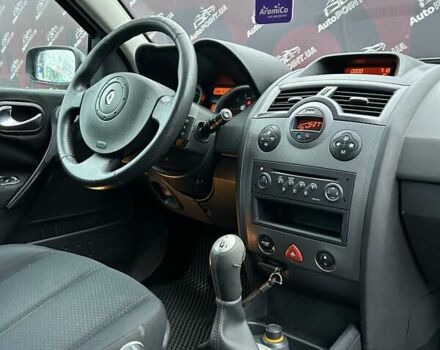 Черный Рено Меган, объемом двигателя 1.6 л и пробегом 275 тыс. км за 4700 $, фото 25 на Automoto.ua