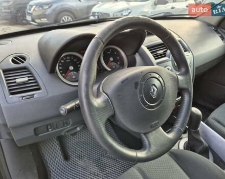 Черный Рено Меган, объемом двигателя 1.6 л и пробегом 275 тыс. км за 4750 $, фото 12 на Automoto.ua