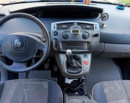 Черный Рено Меган, объемом двигателя 1.6 л и пробегом 220 тыс. км за 4400 $, фото 4 на Automoto.ua