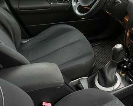 Черный Рено Меган, объемом двигателя 1.6 л и пробегом 275 тыс. км за 4600 $, фото 7 на Automoto.ua