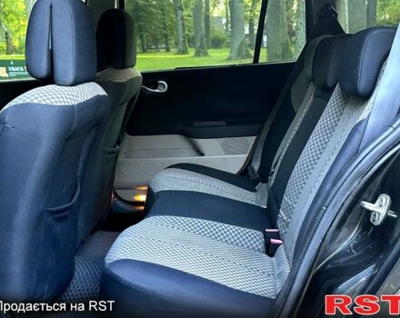 Рено Меган 2004 у Калиновке на Automoto.ua Чорний Рено Меган, об'ємом двигуна 1.5 л та пробігом 290 тис. км за 4500 $, фото 12 на Automoto.ua