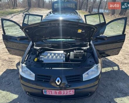 Черный Рено Меган, объемом двигателя 1.6 л и пробегом 168 тыс. км за 4950 $, фото 96 на Automoto.ua