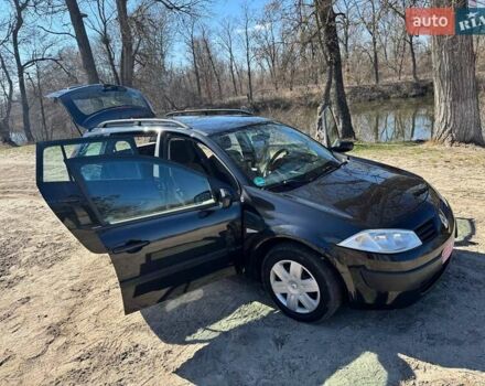 Черный Рено Меган, объемом двигателя 1.6 л и пробегом 168 тыс. км за 4950 $, фото 87 на Automoto.ua