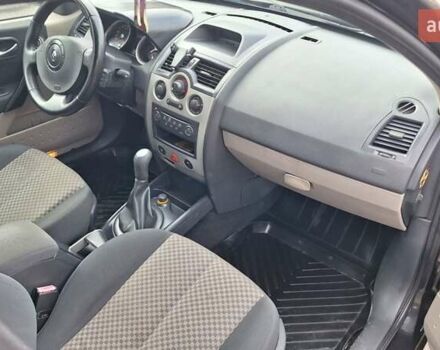 Черный Рено Меган, объемом двигателя 1.6 л и пробегом 230 тыс. км за 4950 $, фото 16 на Automoto.ua