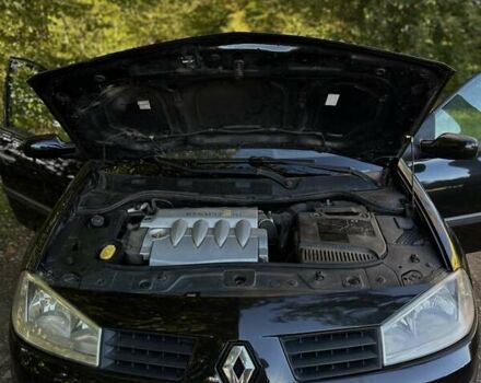 Черный Рено Меган, объемом двигателя 1.6 л и пробегом 250 тыс. км за 3900 $, фото 8 на Automoto.ua