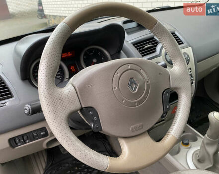 Чорний Рено Меган, об'ємом двигуна 1.6 л та пробігом 289 тис. км за 4200 $, фото 17 на Automoto.ua