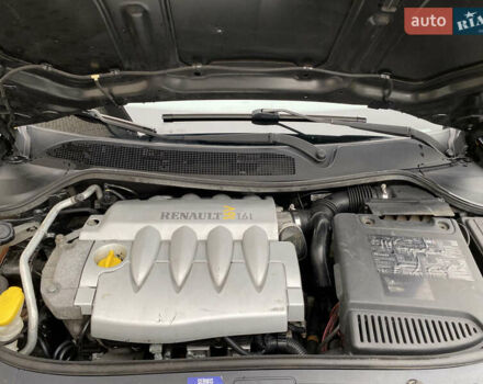 Чорний Рено Меган, об'ємом двигуна 1.6 л та пробігом 289 тис. км за 4200 $, фото 27 на Automoto.ua