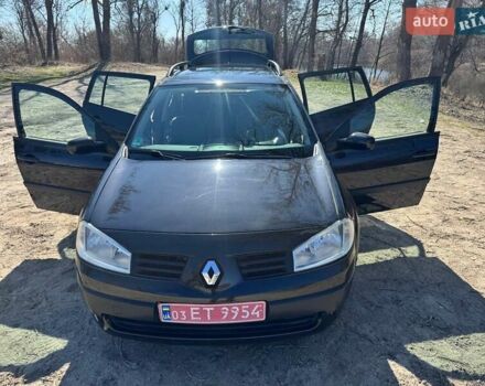 Черный Рено Меган, объемом двигателя 1.6 л и пробегом 168 тыс. км за 4950 $, фото 92 на Automoto.ua