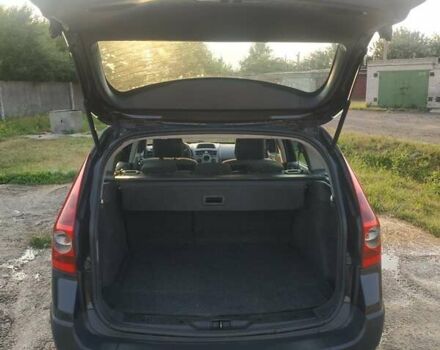 Черный Рено Меган, объемом двигателя 1.6 л и пробегом 244 тыс. км за 4600 $, фото 6 на Automoto.ua