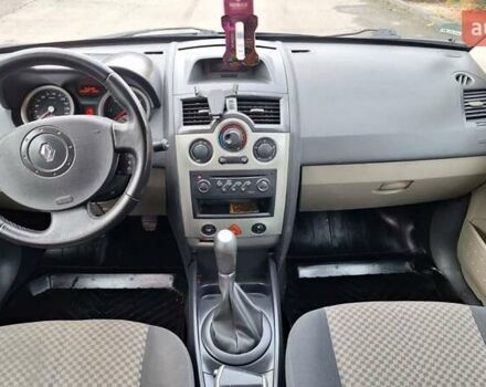 Черный Рено Меган, объемом двигателя 1.6 л и пробегом 230 тыс. км за 4950 $, фото 22 на Automoto.ua