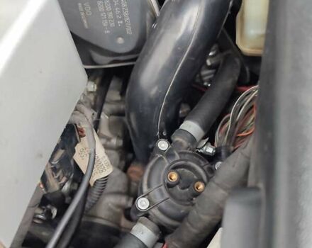 Черный Рено Меган, объемом двигателя 1.6 л и пробегом 206 тыс. км за 6300 $, фото 23 на Automoto.ua