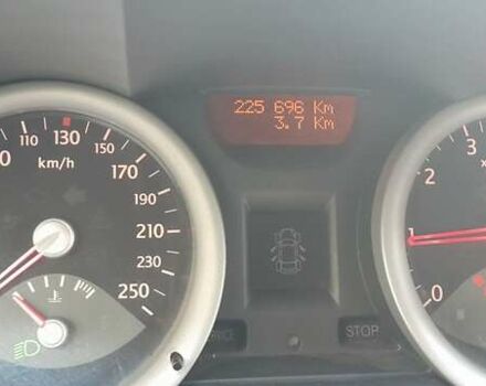 Чорний Рено Меган, об'ємом двигуна 1.6 л та пробігом 225 тис. км за 4700 $, фото 21 на Automoto.ua